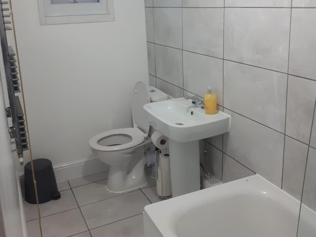 Marble Apartments Broadway Two Лондон Номер фото