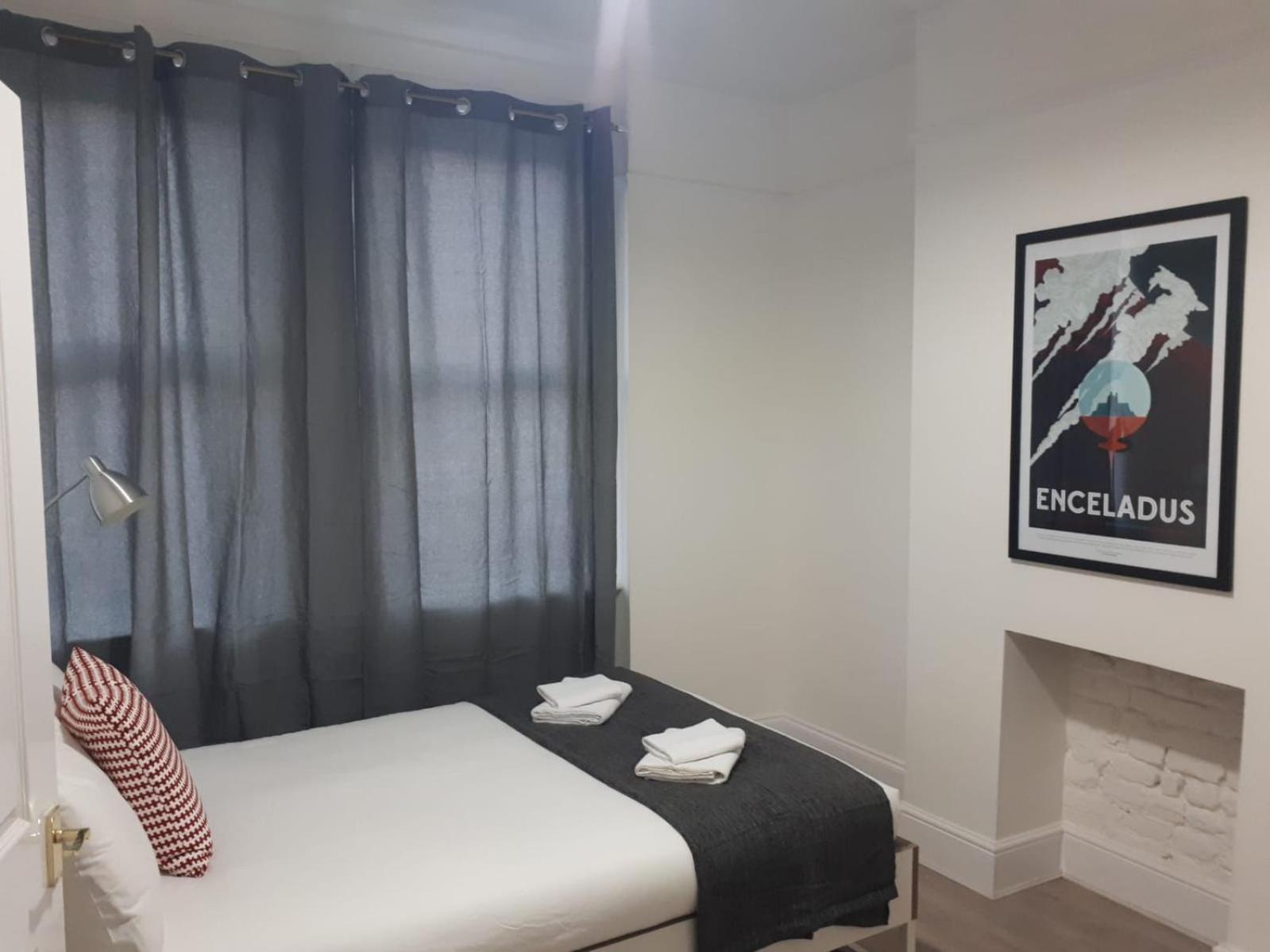 Marble Apartments Broadway Two Лондон Номер фото